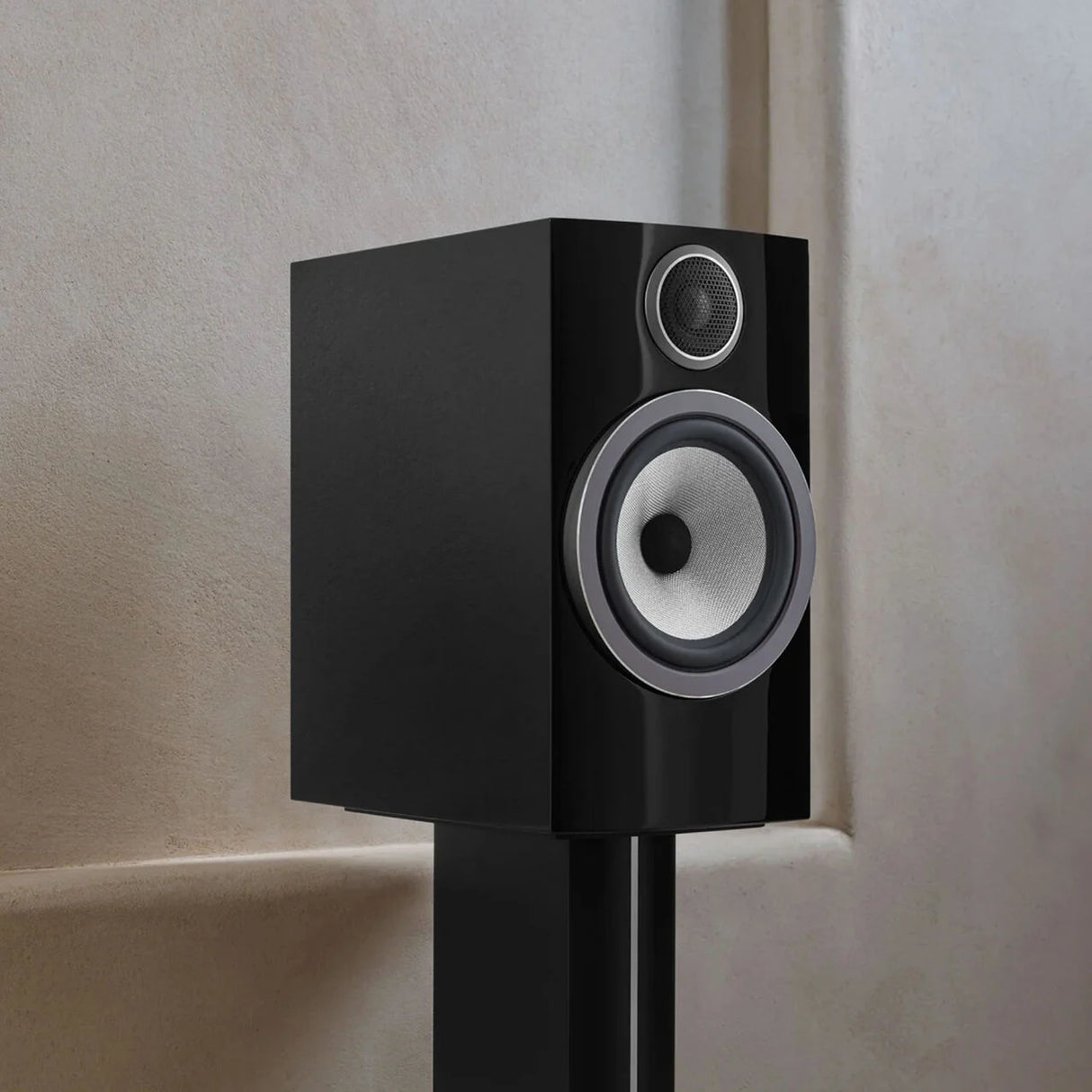 Bowers & Wilkins 706 S3